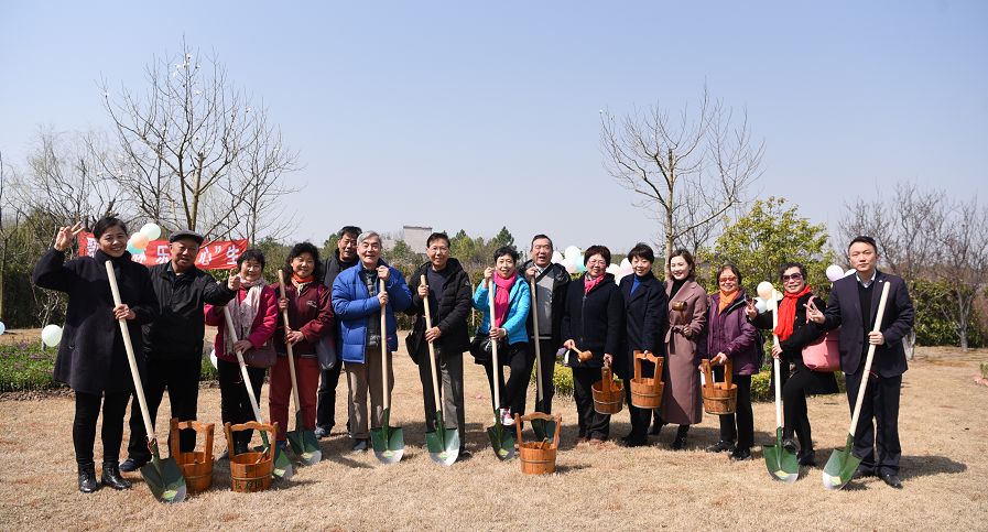 https://image.ipaiban.com/upload-ueditor-image-20190312-1552379408049027636.png